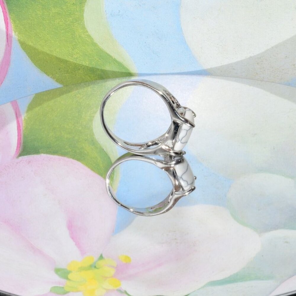Kateryna Womens Size 9.5 Oval White Turquoise Silver Ring Gift Boxed - Picture 4 of 8
